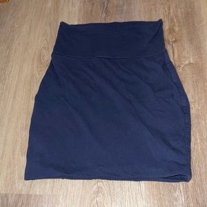 Navy pencil skirt